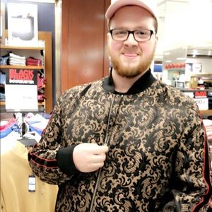 Meet your Posher, Joshua